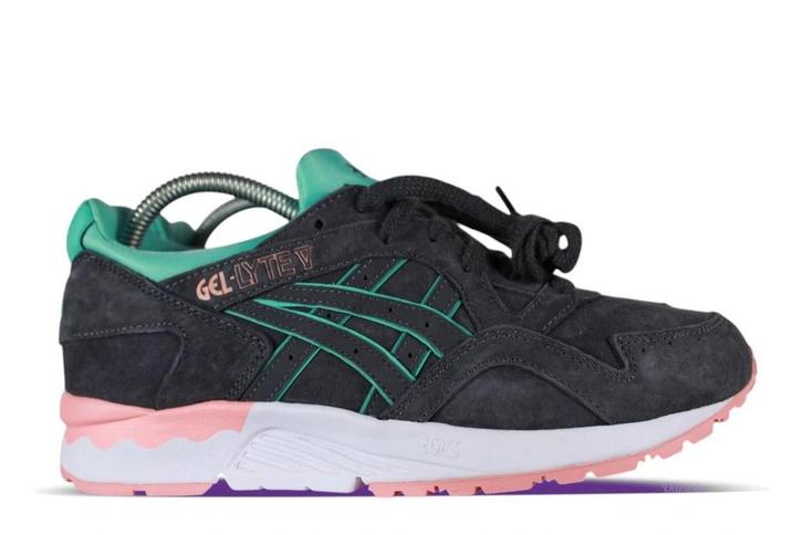 ASICS Gel-Lyte V Dark Grey  39 43, Kleding | Dames, Schoenen, Sneakers of Gympen, Ophalen of Verzenden