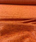 Zacht geweven textiel in de tinten van kreeft, handpeach,