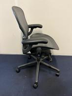 Herman Miller Aeron Maat A, Nieuwste Model (Remastered), Verzenden, Zwart, Zo goed als nieuw, Bureaustoel