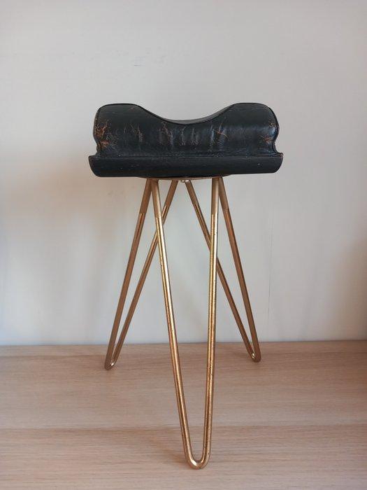 Voetenbank - Leder, Hout, Metaal - puckel hocker, Huis en Inrichting, Overige Huis en Inrichting