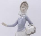 Nao by Lladró - Figuur - Mädchen mit Hund, 25 cm - Porselein