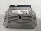 Computer motormanagement Renault Clio IV 1.2 16V 237102071R, Ophalen of Verzenden, Gebruikt, Renault