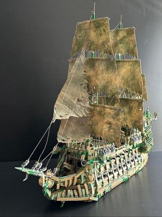 Lego MOC (My own creation) - Olandese Volante - Pirates of, Kinderen en Baby's, Speelgoed | Duplo en Lego