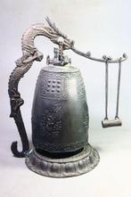 Brons - Grote bel, Draak Draak klok. Bellichaam versierd met