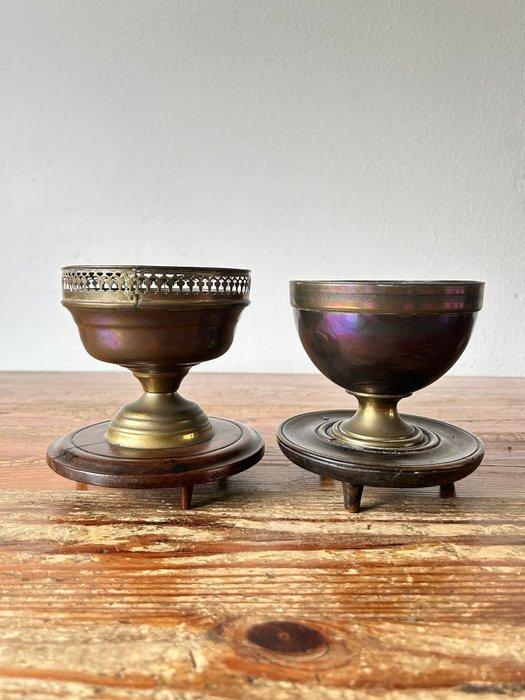 Schaal (2) - Koper, Hout - Pijpkomfoor, Antiek en Kunst, Curiosa en Brocante