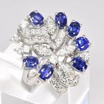 Ring - 18 karaat Witgoud - 2.36ct. tw. Saffier - Diamant -, Nieuw