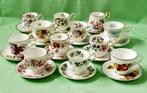 Diverse Merken - Koffieservies - Met bloemendecoratie -