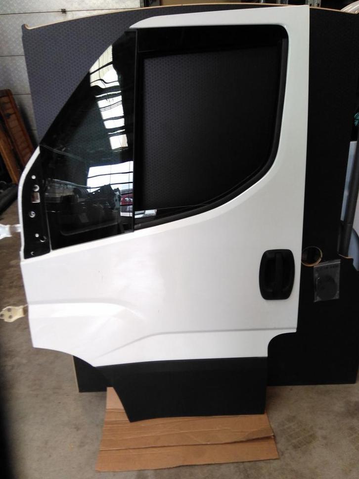 Rechter en Linker Voordeur voorportier Iveco New Daily 2024, Auto-onderdelen, Carrosserie en Plaatwerk, ARN erkend, Stiba lid