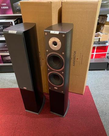 AUDIOVECTOR SR3 Super  Black Ash beschikbaar voor biedingen