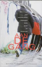 Aan de gang 9789066654839 M. Klomp, Verzenden, Gelezen, M. Klomp