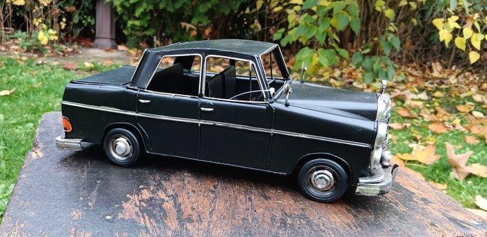 automobiel - Mercedes-Benz - w111 220se, Antiek en Kunst, Kunst | Designobjecten