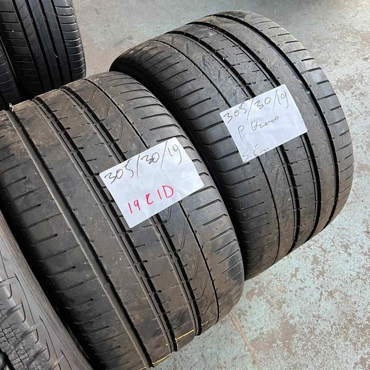 2 x Pirelli PZero 305-30-19 Zomerbanden 5,5mm, Auto-onderdelen, Banden en Velgen, 19 inch, Zomerbanden, 305 mm, Personenwagen