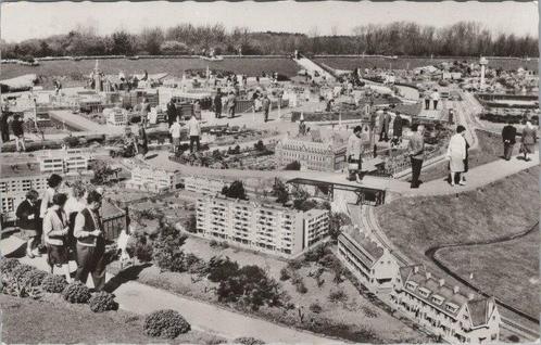 DEN HAAG - Miniatuurstad Madurodam, Verzamelen, Ansichtkaarten | Nederland, Verzenden