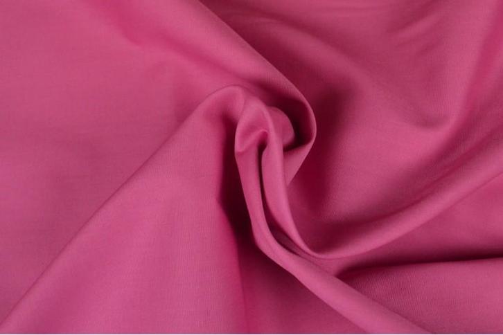 10 meter poplin katoen - Roze, Hobby en Vrije tijd, Stoffen en Lappen, 120 cm of meer, 200 cm of meer, Rood, Nieuw, Katoen, Ophalen of Verzenden