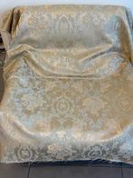 Lampasso in zijde met bloemmotieven en barokke cartouches