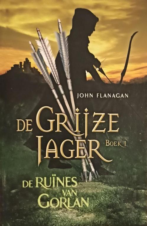 De Grijze Jager BOEK 1 - De ruÃ¯nes van Gorlan 9789025753641, Boeken, Overige Boeken, Gelezen, Verzenden