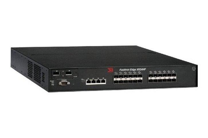 Foundry Networks FESX424+2XG-PREM-DC Switch, Computers en Software, Netwerk switches, Zo goed als nieuw, Ophalen of Verzenden