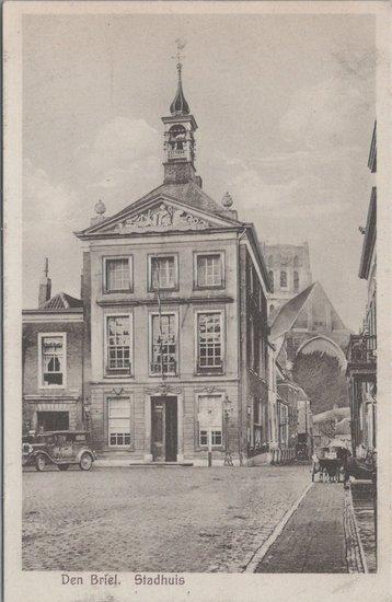 DEN BRIEL - Stadhuis, Verzamelen, Ansichtkaarten | Nederland, Verzenden