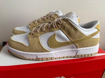 Nike - Dunk Low - Sneakers - Maat: EU 42 beschikbaar voor biedingen