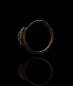 Oud-Romeins, Keizerrijk Brons Mooi vulva-ring gedragen door