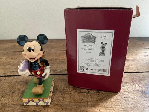 Enesco - Beeldje - Disney Traditions Eager to Learn Mickey, Verzamelen, Disney