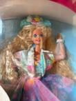 Mattel - Pop #8305 NRFB Mattel Teen Talk Ik Praat Met Je