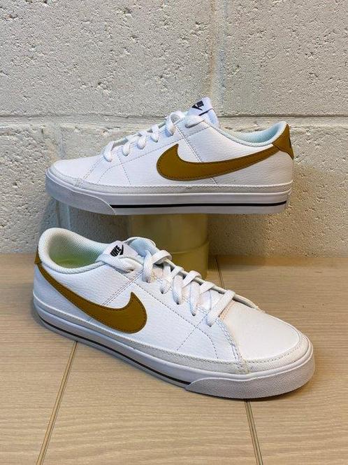 Nike schoenen maat 42 hotsell