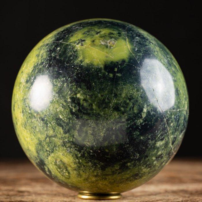 Een bol uitgehakt uit een stuk serpentijn. Serpentinenschijf, Verzamelen, Mineralen en Fossielen