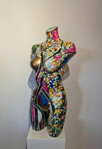 Amanda Dake (1974) - sculptuur, Mannequin Gold - 84 cm -