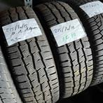2 x Michelin Agilis Alpin 215-70-15 C Winterbanden 9,5mm, Auto-onderdelen, 15 inch, Band(en), Bestelwagen, Gebruikt