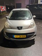 Peugeot 107 lees beschrijving, Auto's, Met garantie (alle), Handgeschakeld, Zilver of Grijs, Hatchback