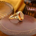 Gouden ring gezet met synthetische oranje edelsteen, Gebruikt, Overige kleuren, Ophalen of Verzenden, Kleiner dan 17