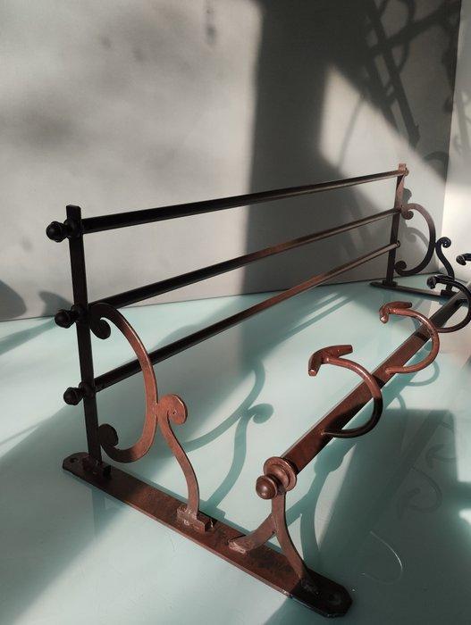 Kapstok - Metaal, brons gepatineerd - Zeer fraaie art, Antiek en Kunst, Curiosa en Brocante