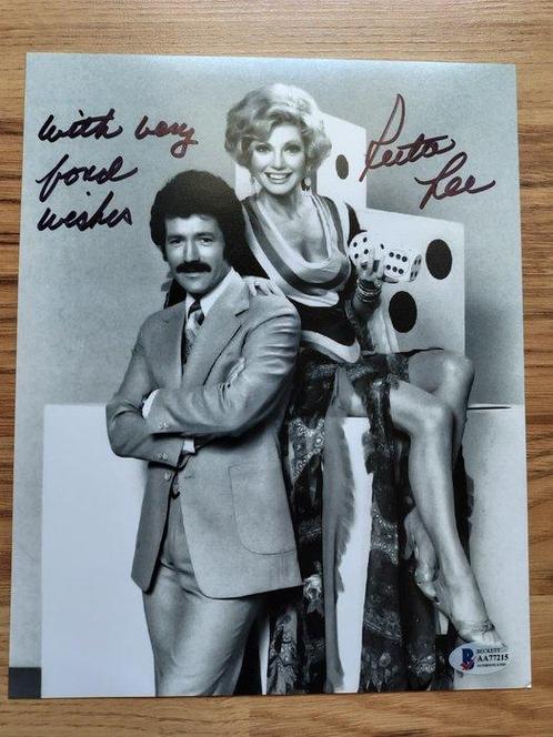 Ruta Lee - Hollywood Legend - Autograph, Photo with Beckett, Verzamelen, Film en Tv