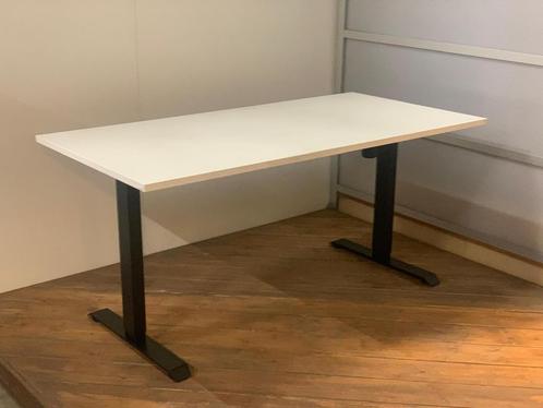 Nieuw Zwart Zit Sta Bureau - 200 x 80 cm - Actiemodel Ferbox, Huis en Inrichting, Bureaus, Stabureau, Nieuw, Elektrisch, In hoogte verstelbaar