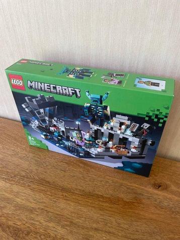 Lego Set - 21246 - Minecraft - The Deep Dark Battle beschikbaar voor biedingen