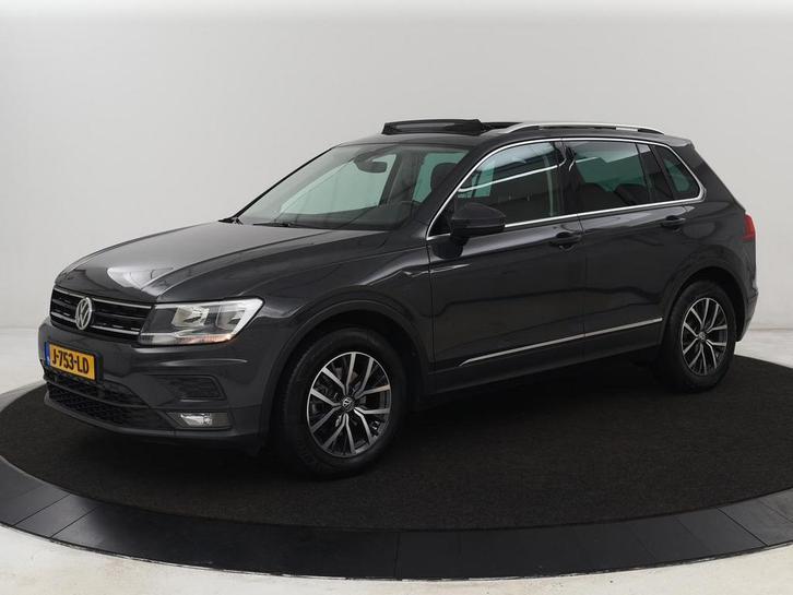 Zakelijke Lease |  Volkswagen Tiguan 1.5 TSI Comfortline | P, Auto's, Volkswagen, Onderhoudsboekje, Lease, Zwart, Automaat, SUV of Terreinwagen