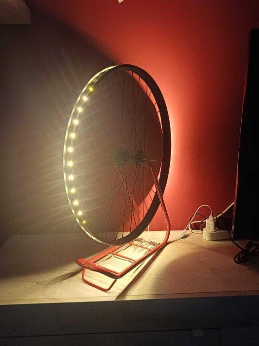 Tafellamp - Metaal, Antiek en Kunst, Curiosa en Brocante