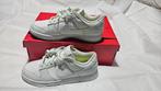 Nike - Dunk Low - Low-top sneakers - Maat: EU 39, Nieuw