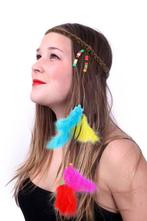 Hoofdbandje hippie/ibiza met kralen en veertjes multicolour, Kleding | Dames, Carnavalskleding en Feestkleding, Ophalen of Verzenden