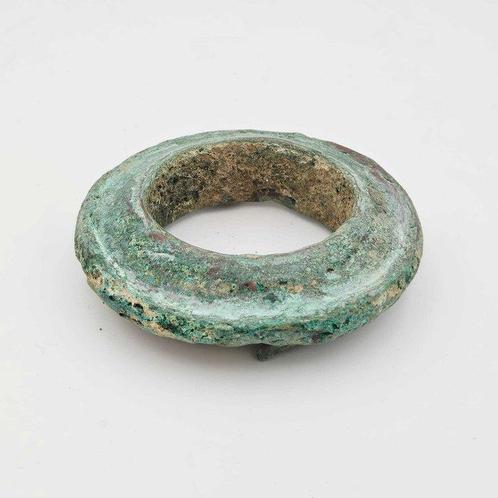 Dong Son Brons Armband kikker talisman - 105 mm, Antiek en Kunst, Antiek | Overige Antiek