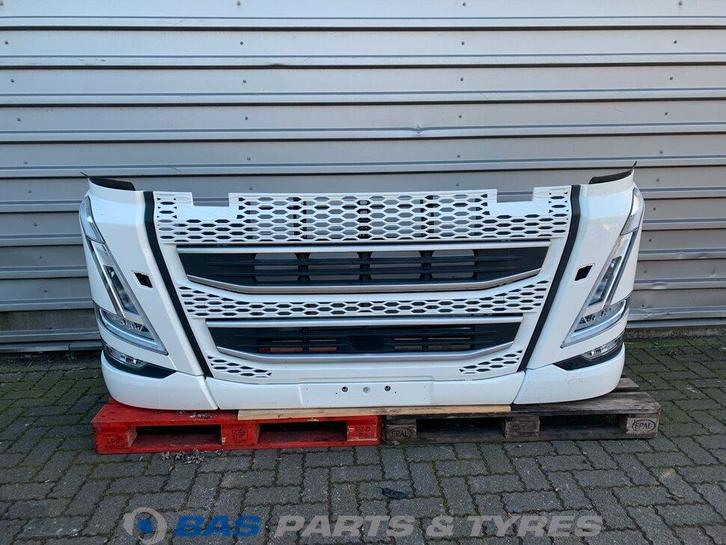 Bumper Volvo FH4B 78670304, Auto-onderdelen, Vrachtwagen-onderdelen, Gebruikt, Volvo, Carrosserie en Plaatwerk, Ophalen