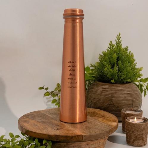 Puur koperen waterfles toren mat gegraveerd ± 850 ml (zware, Sport en Fitness, Gezondheidsproducten en Wellness, Nieuw