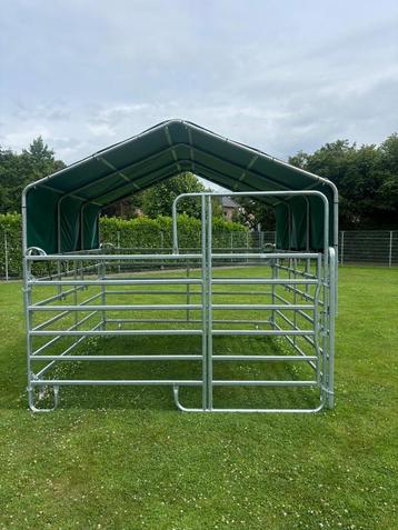 SALE Schuilstal 3.00*3.00 mtr. showmodel € 1825,- incl poort beschikbaar voor biedingen