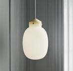 ACTIE: Hanglamp opaal glas DFTP Raito ovaal modern E27 FOIR, Huis en Inrichting, Lampen | Hanglampen, Nieuw, Verzenden