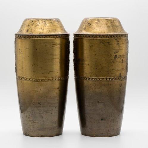 WMF / Geislingen - attributed to Paul Haustein - Vaas (2) -, Antiek en Kunst, Kunst | Designobjecten