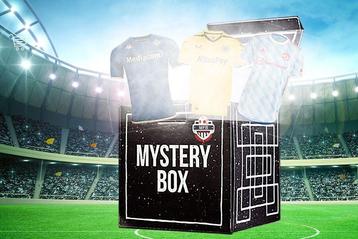 Mystery box met authentiek voetbalshirt