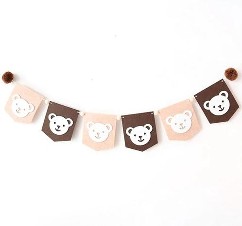 Beertjes slinger van vilt met beige en bruine vlaggen, Kinderen en Baby's, Kinderkamer | Inrichting en Decoratie, Wanddecoratie