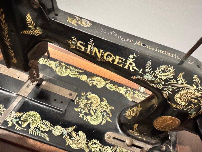 Singer Naaimachine - Hout, Metaal, Antiek en Kunst, Kunst | Designobjecten