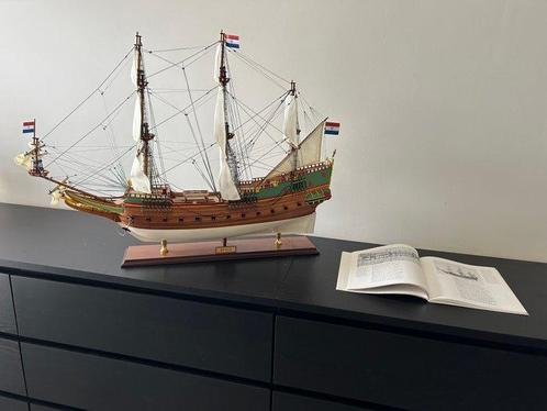 1:64 - Modelschip (2) - De Batavia Scheepsmodel met boek, Kinderen en Baby's, Speelgoed | Overig